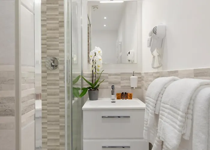 Clodio Welcome - 5 Arredate Con Bagno Interno - Zona Comune - Condizionatori - 4* Rom