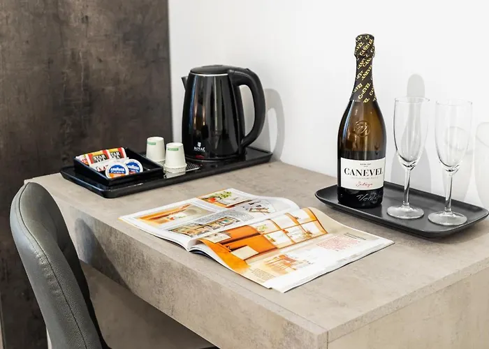 Clodio Welcome - 5 Arredate Con Bagno Interno - Zona Comune - Condizionatori - Gasthof Rom